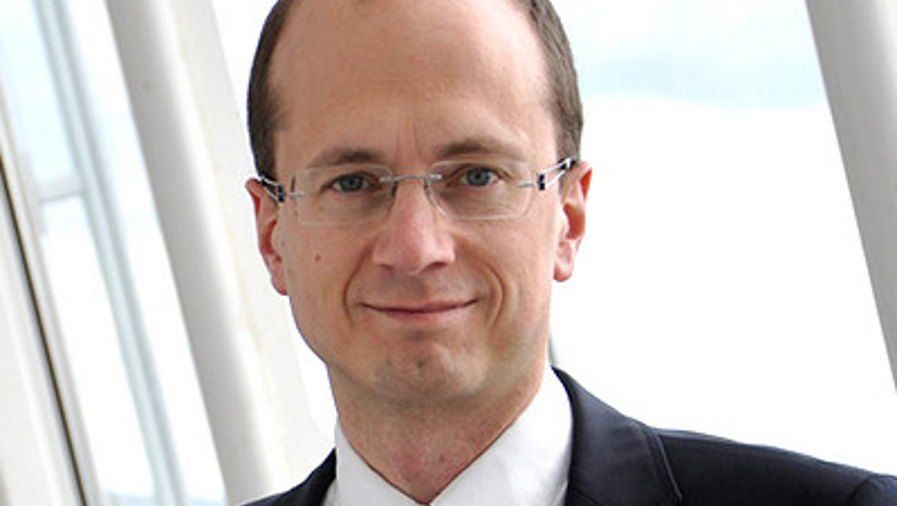 Foto Prof. Dr. Gerrit Hornung Porträtfoto von Professor Doktor Gerrit Hornung