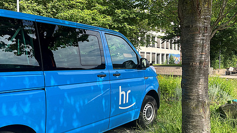 HR Fahrzeug (öffnet Vergrößerung des Bildes)Fahrzeug des hessischen Rundfunks