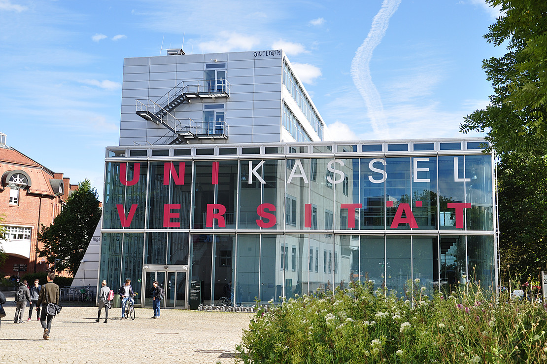  (öffnet Vergrößerung des Bildes)Symbolbild Universität Kassel