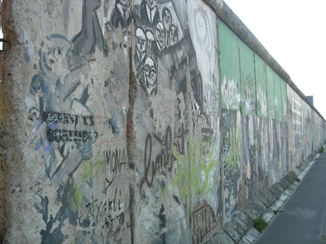 berlineastsidegalleryformerberlinwall.jpg