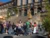 kasselcitytourstudentsinfrontofthetownhall_small.jpg