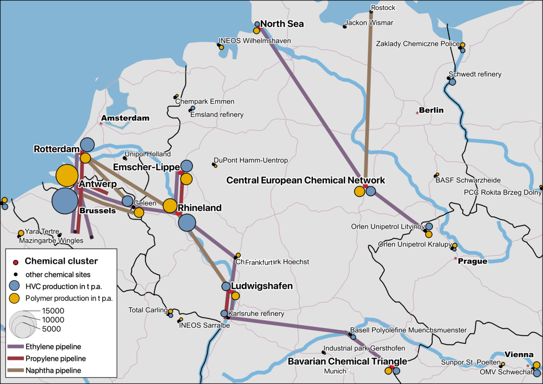 The map shows the petrochemical sites in Germany and the pipeline infrastructure