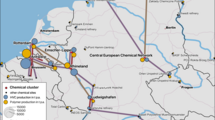 Die Karte zeigt die petrochemischen Standorte in Deutschland und die Leitungsinfrastruktur
