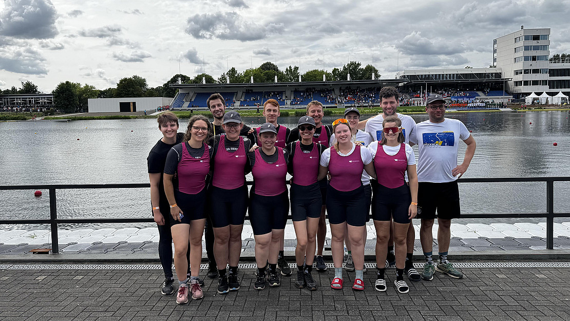 The Kassel rowing team at the FISU World University Games 2025 in Duisburg.