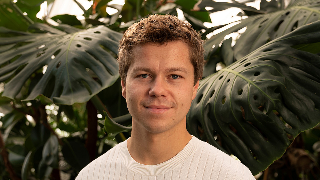 Dr. Tim Hartelt from the Department of Didactics of Biology at the University of Kassel.