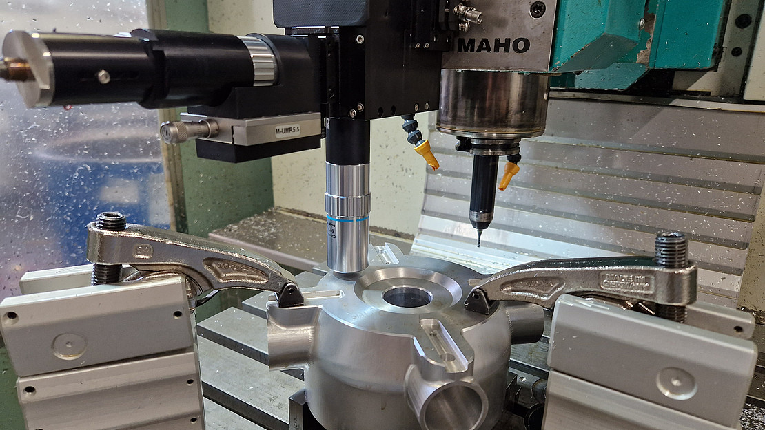 Detailaufnahme vom Protoyp des „WaveVision“-Messinstruments in der Werkstatt