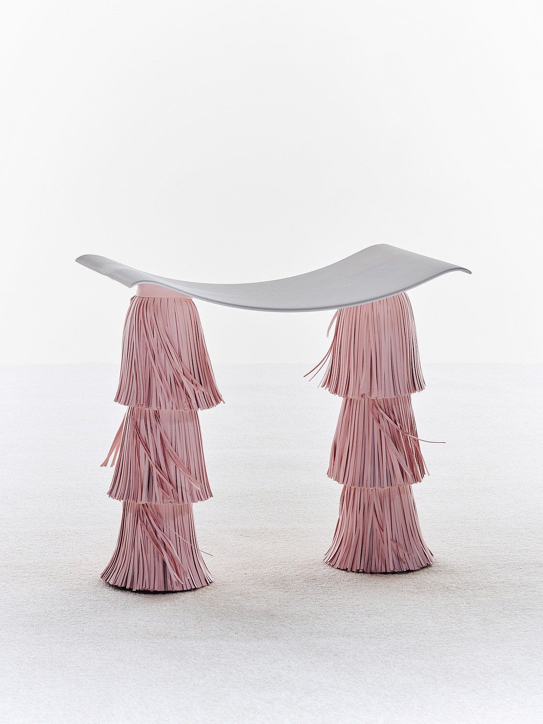 Hocker Lametta mit Rosa Lederfransen