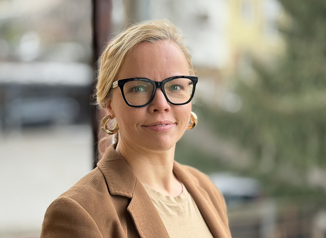 Portrait photo of Prof. Freundenberg