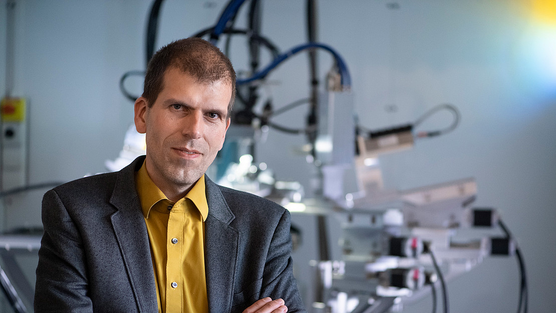 Prof. Dr.-Ing. Thomas Niendorf (Leiter des Fachgebiets Metallische Werkstoffe am Institut für Werkstofftechnik und Sprecher der Forschungsgruppe)