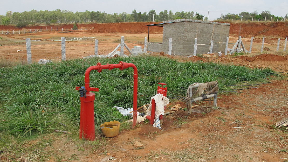 Grundwasserentnahme nördlich von Bangalore, Indien.
